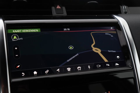 Land Rover Discovery Sport P200 R-Dynamic | Trekhaak | Camera | Getint Glas | Apple Carplay