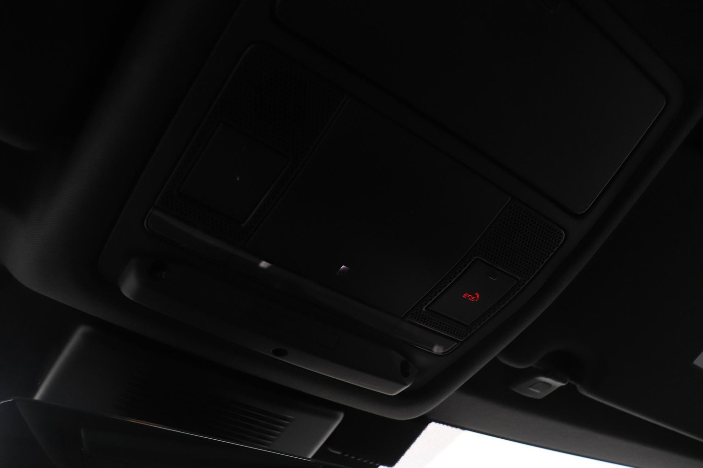 Land Rover Discovery Sport P200 R-Dynamic | Trekhaak | Camera | Getint Glas | Apple Carplay