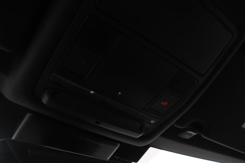 Land Rover Discovery Sport P200 R-Dynamic | Trekhaak | Camera | Getint Glas | Apple Carplay