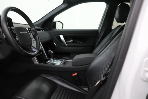 Land Rover Discovery Sport P200 R-Dynamic | Trekhaak | Camera | Getint Glas | Apple Carplay