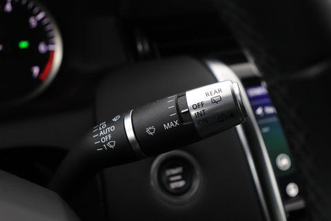 Land Rover Discovery Sport P200 R-Dynamic | Trekhaak | Camera | Getint Glas | Apple Carplay
