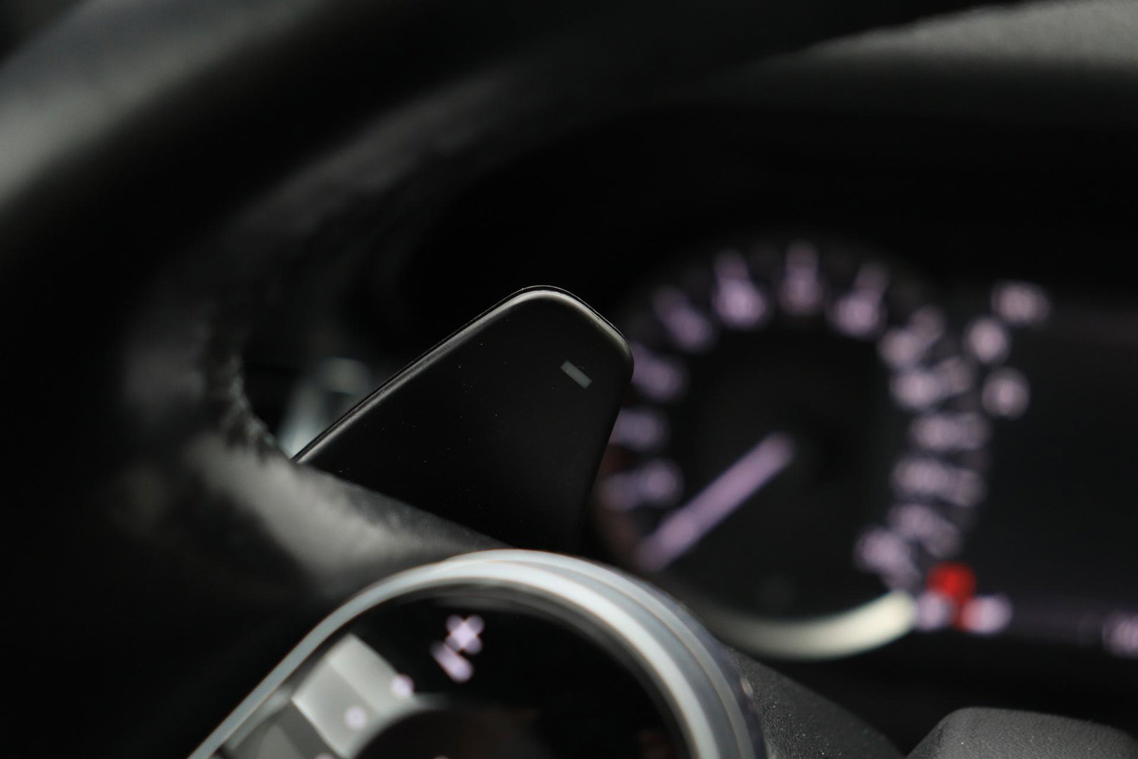 Land Rover Discovery Sport P200 R-Dynamic | Trekhaak | Camera | Getint Glas | Apple Carplay