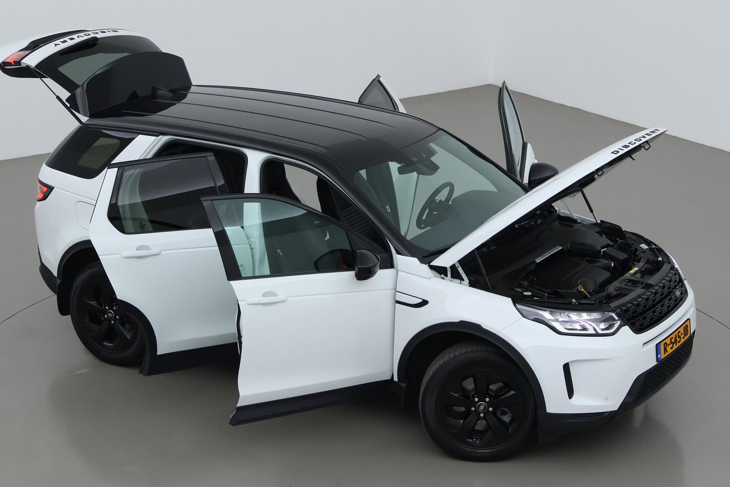 Land Rover Discovery Sport P200 R-Dynamic | Trekhaak | Camera | Getint Glas | Apple Carplay