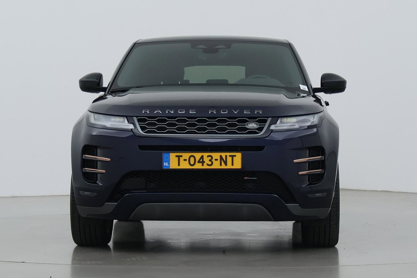 Land Rover Range Rover Evoque P300e R-Dynamic SE | Panoramadak | Blond Leder | ACC | Stoel+Stuurverwarming | Camera | Leder | Getint Glas