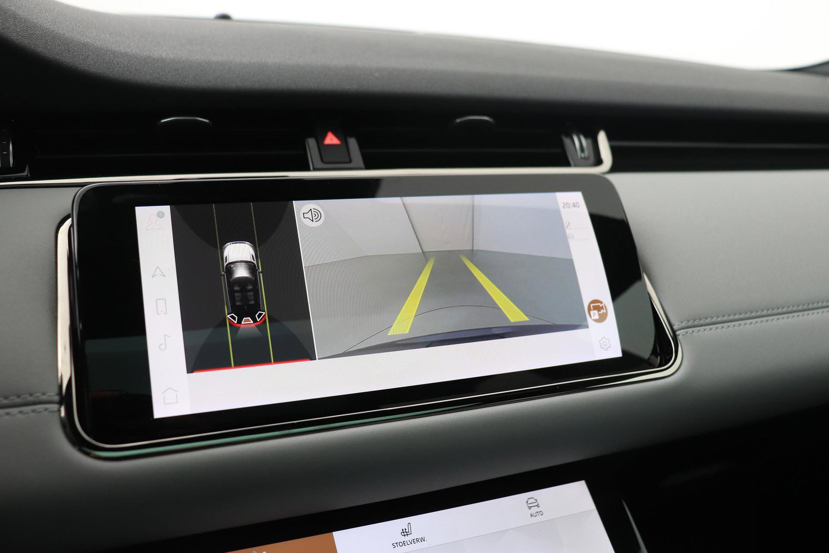 Land Rover Range Rover Evoque P300e R-Dynamic SE | Panoramadak | Blond Leder | ACC | Stoel+Stuurverwarming | Camera | Leder | Getint Glas