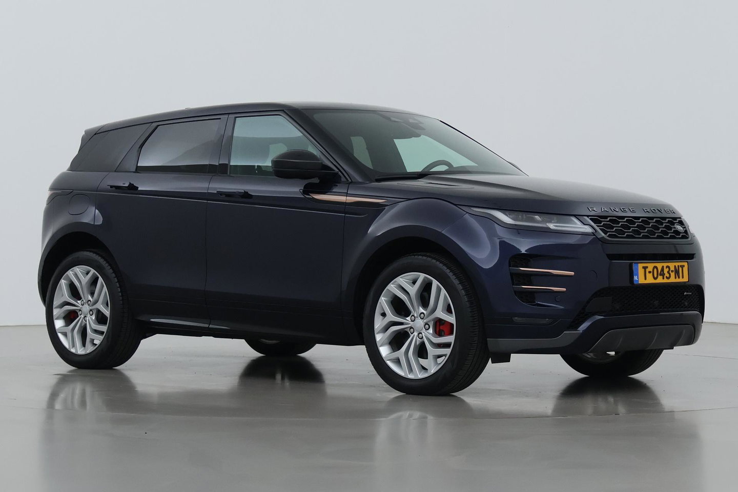 Land Rover Range Rover Evoque P300e R-Dynamic SE | Panoramadak | Blond Leder | ACC | Stoel+Stuurverwarming | Camera | Leder | Getint Glas