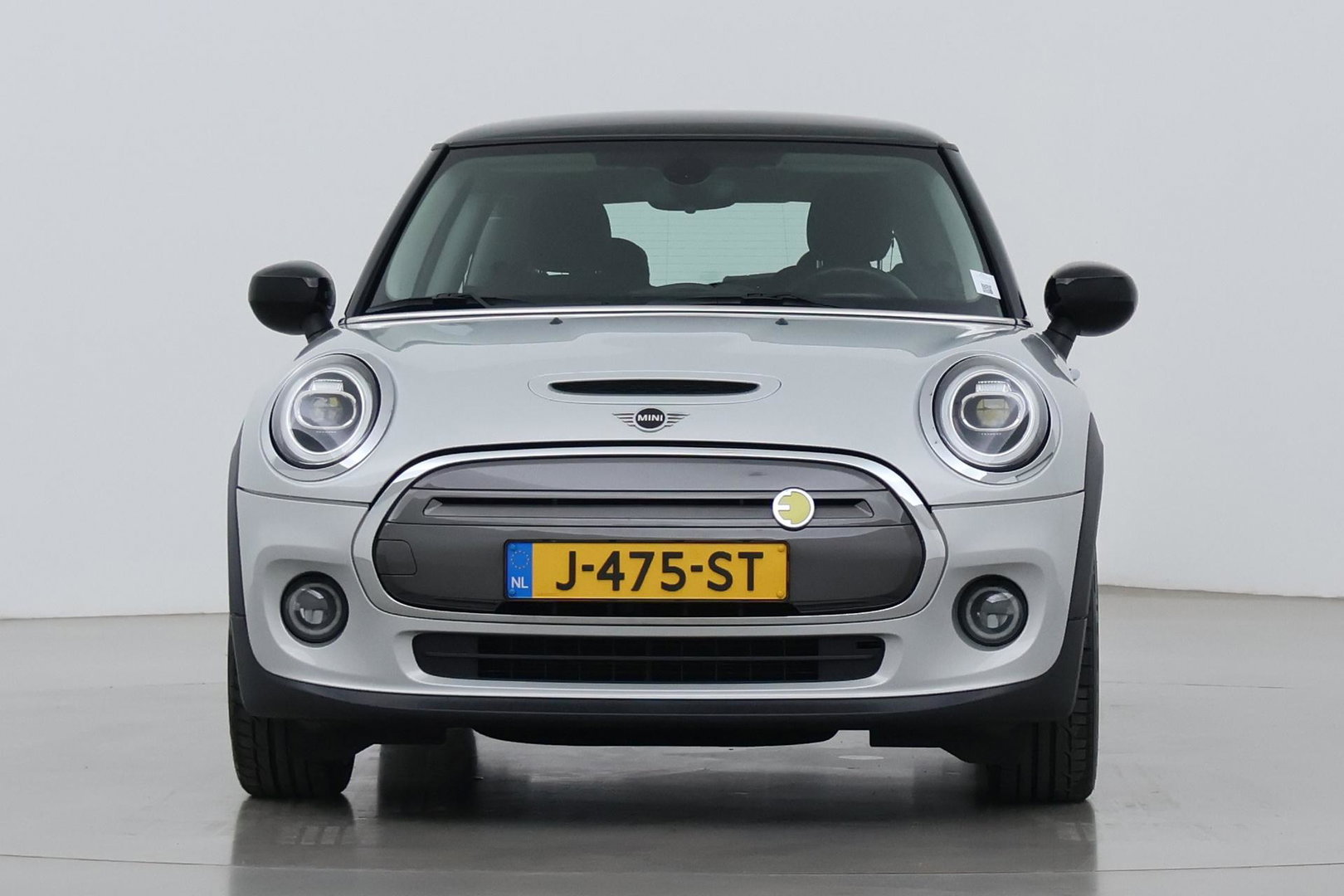 MINI Electric Basic 33 kWh | 22dkm! | SOH 97% | 17 Inch JCW | Cruise Control | Apple Carplay!