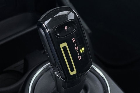 MINI Electric Basic 33 kWh | 22dkm! | SOH 97% | 17 Inch JCW | Cruise Control | Apple Carplay!