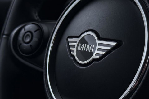 MINI Electric Basic 33 kWh | 22dkm! | SOH 97% | 17 Inch JCW | Cruise Control | Apple Carplay!