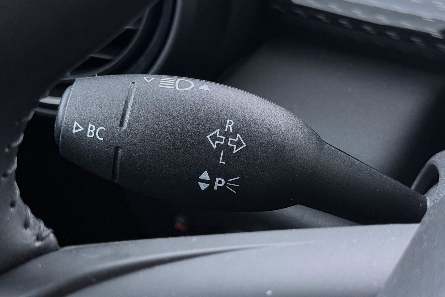 MINI Electric Basic 33 kWh | 22dkm! | SOH 97% | 17 Inch JCW | Cruise Control | Apple Carplay!