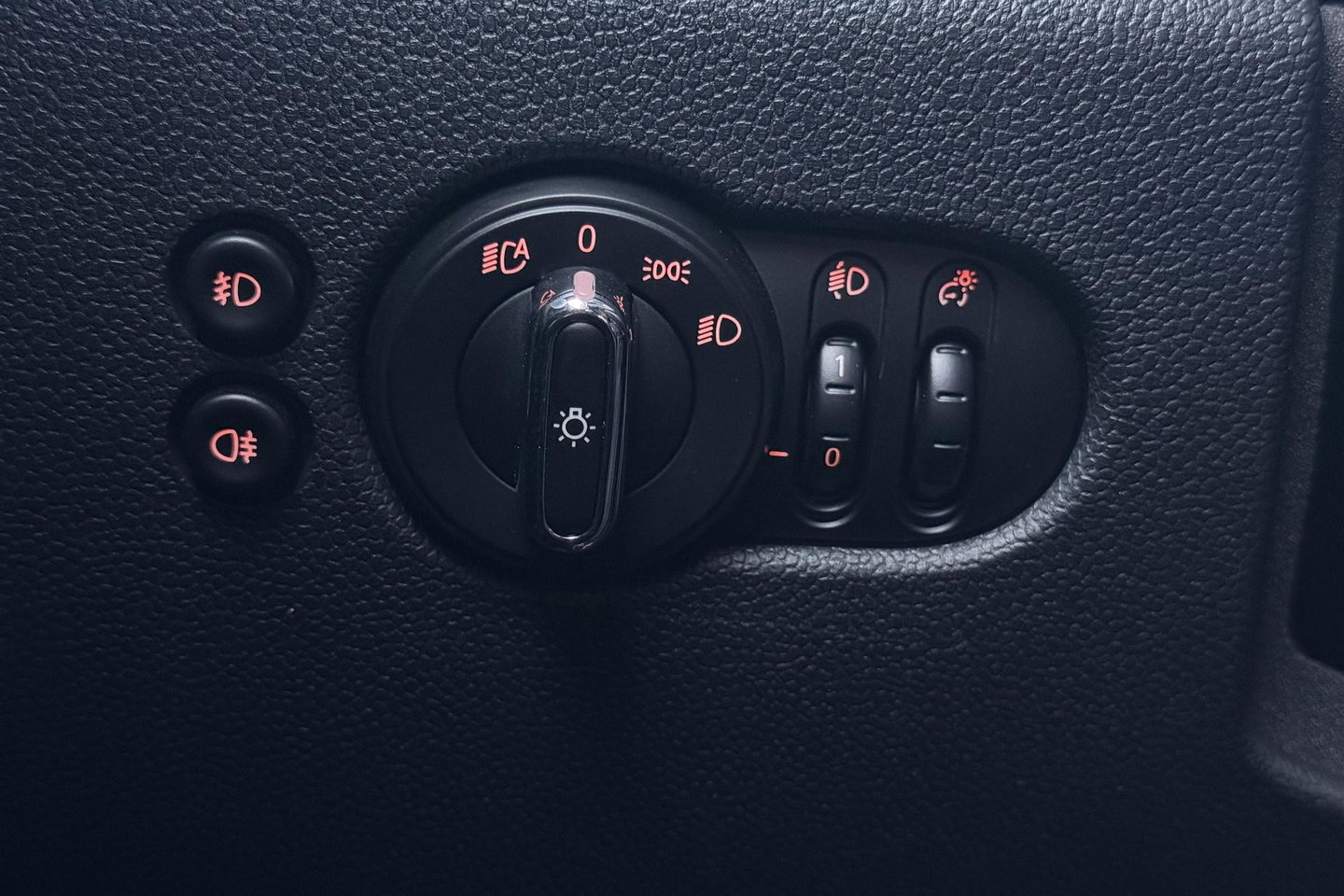 MINI Electric Basic 33 kWh | 22dkm! | SOH 97% | 17 Inch JCW | Cruise Control | Apple Carplay!