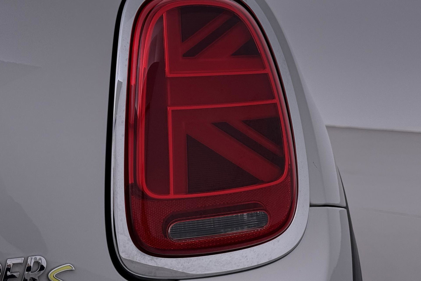 MINI Electric Basic 33 kWh | 22dkm! | SOH 97% | 17 Inch JCW | Cruise Control | Apple Carplay!