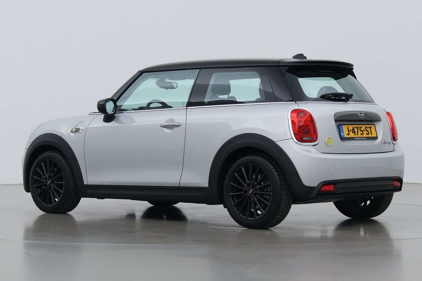 MINI Electric Basic 33 kWh | 22dkm! | SOH 97% | 17 Inch JCW | Cruise Control | Apple Carplay!