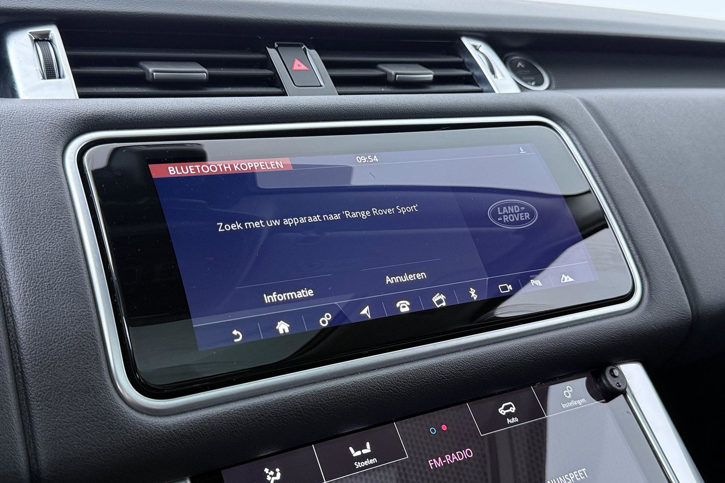 Land Rover Range Rover Sport 3.0 SDV6 HSE | GRIJS KENTEKEN | Luchtvering | Panoramadak | Stoelventilatie | Meridian | ACC | 21 inch