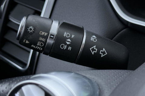 Land Rover Range Rover Sport 3.0 SDV6 HSE | GRIJS KENTEKEN | Luchtvering | Panoramadak | Stoelventilatie | Meridian | ACC | 21 inch