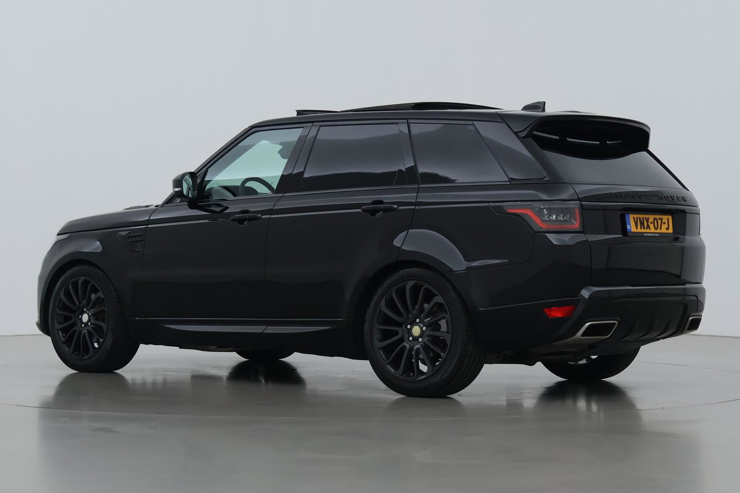 Land Rover Range Rover Sport 3.0 SDV6 HSE | GRIJS KENTEKEN | Luchtvering | Panoramadak | Stoelventilatie | Meridian | ACC | 21 inch