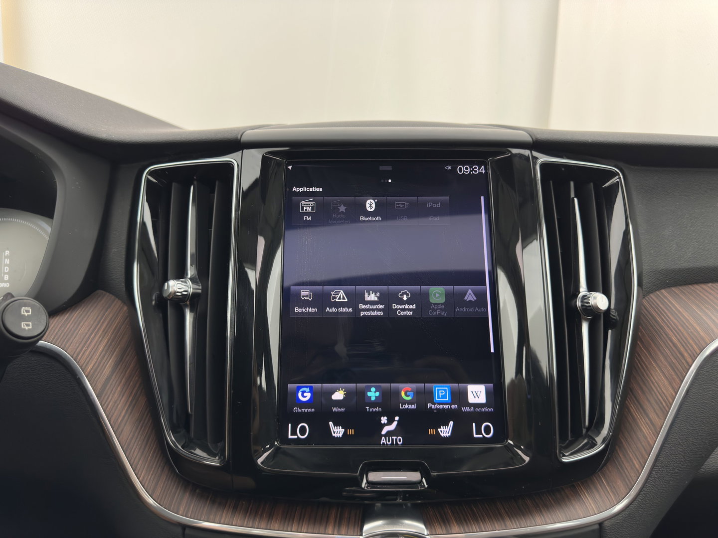 Volvo XC60 2.0 T8 Twin Engine AWD Inscription (Plug-in) *PANO | LEATHER | FULL-LED | MEMORY-PACK | BLINDSPOT | DIGI-COCKPIT | HEATED-COMFORTSEATS | CAMERA | NAVI-FULLMAP | ECC | PDC | TOWBAR | 19''ALU *