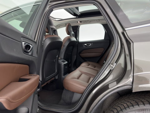 Volvo XC60 2.0 T8 Twin Engine AWD Inscription (Plug-in) *PANO | LEATHER | FULL-LED | MEMORY-PACK | BLINDSPOT | DIGI-COCKPIT | HEATED-COMFORTSEATS | CAMERA | NAVI-FULLMAP | ECC | PDC | TOWBAR | 19''ALU *
