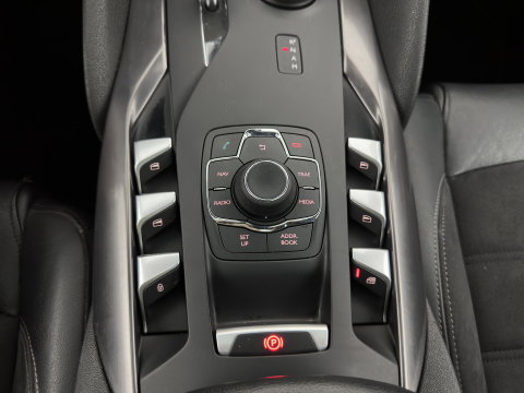 Citroën DS5 2.0 Hybrid4 Business Executive Aut. *PANO | HEAD-UP | LEATHER-FABRIC | COMFORT-SEATS | NAVI-FULLMAP | KEYLESS | PRIVACY-GLASS | CAMERA | CRUISE | 17"ALU*