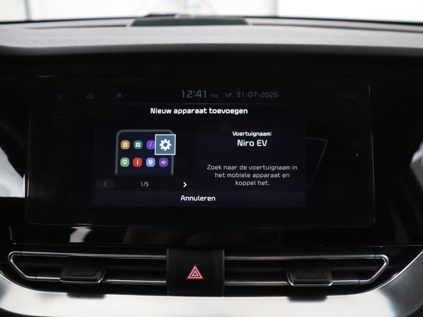 Kia e-Niro DynamicPlusLine 64 kWh | SOH 94,3% | Panoramadak | Memory | Leder | Stuur/stoel verwarming | Stoelventilatie | Dodehoek detectie | Cruise control | Carplay | Camera | Park assist | PHEV