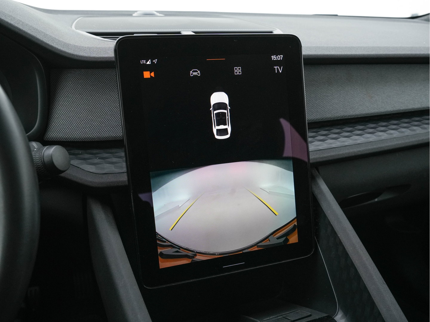 Polestar 2 Long Range Single Motor 78 kWh [ 3-Fase-11kW ] {SOH-95%} (INCL-BTW) *NAVI-FULLMAP | FULL-LED | KEYLESS | CAMERA | LANE-ASSIST | DIGI-COCKPIT | DAB+ | COMFORT-SEATS | ECC | PDC | 20''ALU*