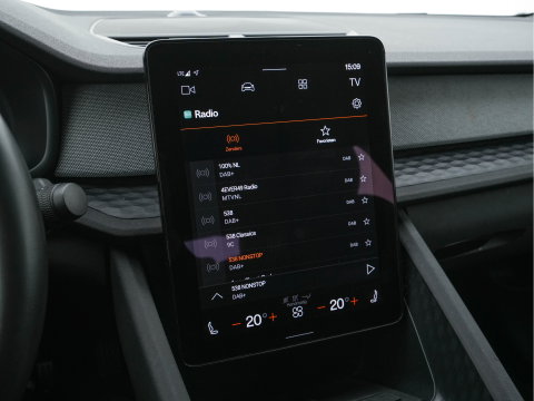 Polestar 2 Long Range Single Motor 78 kWh [ 3-Fase-11kW ] {SOH-95%} (INCL-BTW) *NAVI-FULLMAP | FULL-LED | KEYLESS | CAMERA | LANE-ASSIST | DIGI-COCKPIT | DAB+ | COMFORT-SEATS | ECC | PDC | 20''ALU*