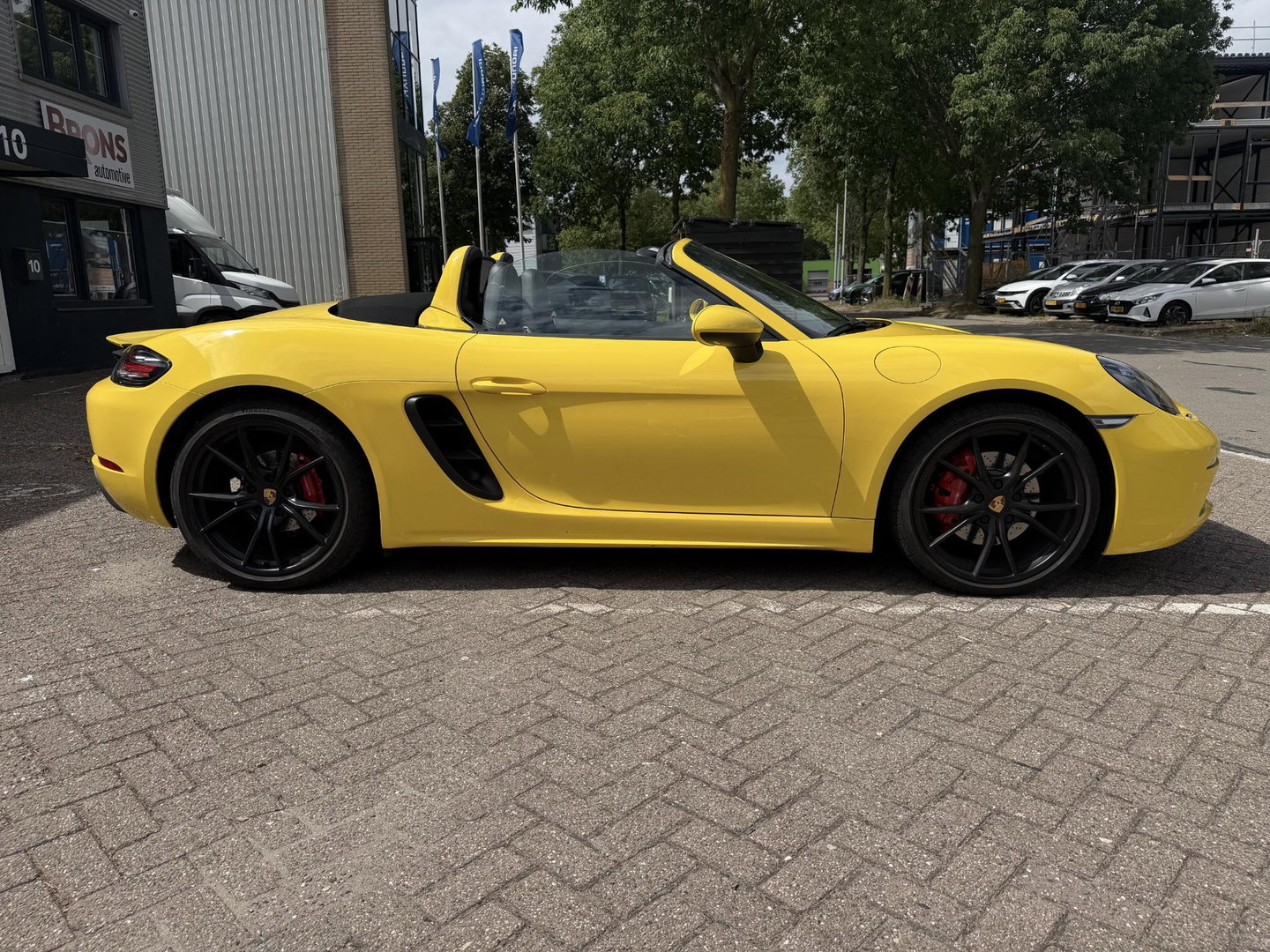 Porsche 718 Boxster S 2.5 Turbo l Sport uitlaat l 350Pk l compleet onderhouden bij Porsche