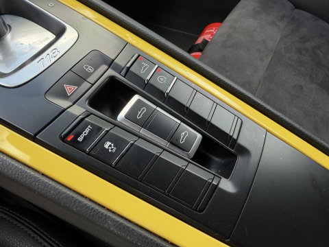 Porsche 718 Boxster S 2.5 Turbo l Sport uitlaat l 350Pk l compleet onderhouden bij Porsche