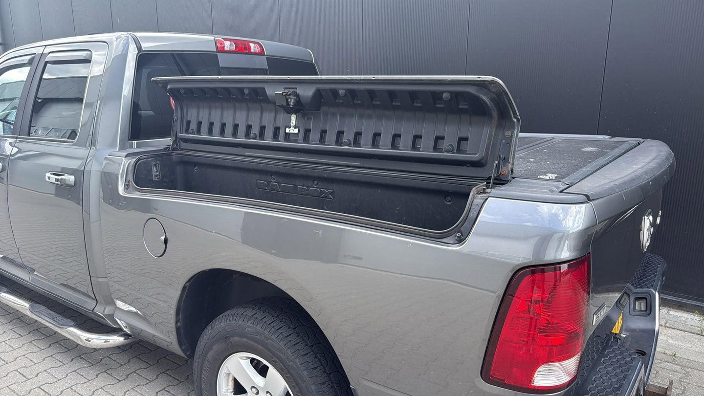 Dodge Ram Pick-Up 1500 5.7 V8 4x4 Quad Cab 6'4 LPG NIEUWE APK