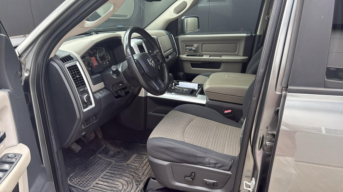 Dodge Ram Pick-Up 1500 5.7 V8 4x4 Quad Cab 6'4 LPG NIEUWE APK
