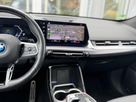 BMW X1 xDrive30e M-Sport |Pano|H/K|Leer|Memory|Innovation|360Cam|ACC|HUD|Trekhaak|20"