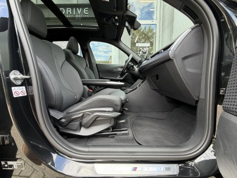 BMW X1 xDrive30e M-Sport |Pano|H/K|Leer|Memory|Innovation|360Cam|ACC|HUD|Trekhaak|20"