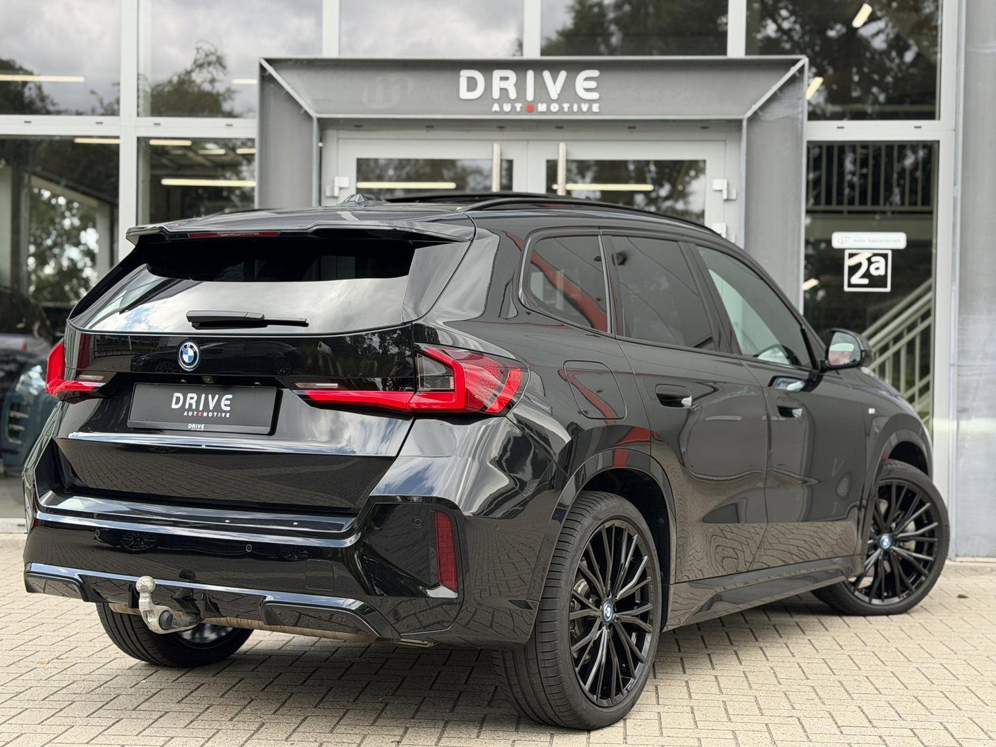 BMW X1 xDrive30e M-Sport |Pano|H/K|Leer|Memory|Innovation|360Cam|ACC|HUD|Trekhaak|20"