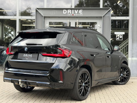 BMW X1 xDrive30e M-Sport |Pano|H/K|Leer|Memory|Innovation|360Cam|ACC|HUD|Trekhaak|20"