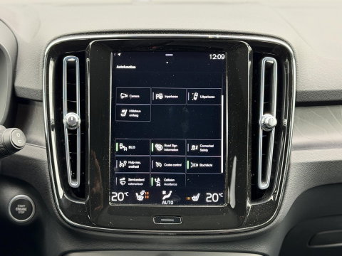 Volvo XC40 1.5 T4 Plug-in hybrid Ultimate Dark |Pano|H/K|360Cam|Memory|PilotAssit|Trekhaak|BLIS|ThunderGrey