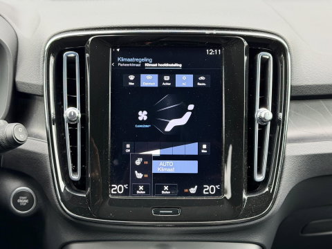 Volvo XC40 1.5 T4 Plug-in hybrid Ultimate Dark |Pano|H/K|360Cam|Memory|PilotAssit|Trekhaak|BLIS|ThunderGrey