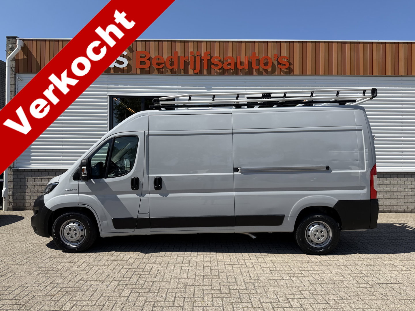 Fiat Ducato 35 2.3 MultiJet 16-pk L3H2 Maxi / vaste prijs rijklaar € 15.950 ex btw / euro 6 / bpm vrij / lease vanaf € 269 / dubbele schuifdeur / cruise en climate control / standkachel / imperial