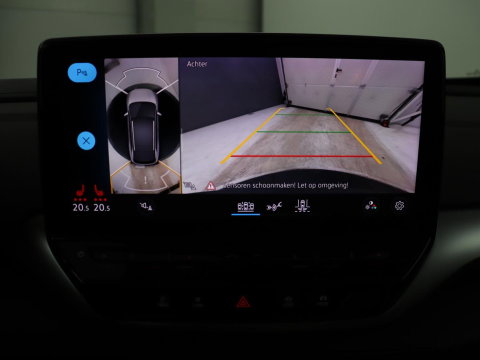 Volkswagen ID.4 First Max 77 kWh | SOH 91,9% | Panoramadak | Leder/alcantara | Memory | Stuur/stoel verwarming | Adaptive cruise | 360 camera | Dodehoek detectie | Carplay | Sfeerverlichting |