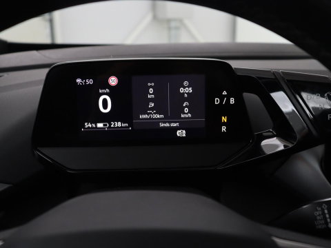 Volkswagen ID.4 First Max 77 kWh | SOH 91,9% | Panoramadak | Leder/alcantara | Memory | Stuur/stoel verwarming | Adaptive cruise | 360 camera | Dodehoek detectie | Carplay | Sfeerverlichting |