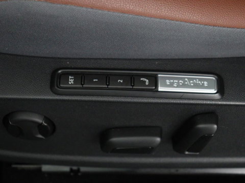 Volkswagen ID.4 First Max 77 kWh | SOH 91,9% | Panoramadak | Leder/alcantara | Memory | Stuur/stoel verwarming | Adaptive cruise | 360 camera | Dodehoek detectie | Carplay | Sfeerverlichting |