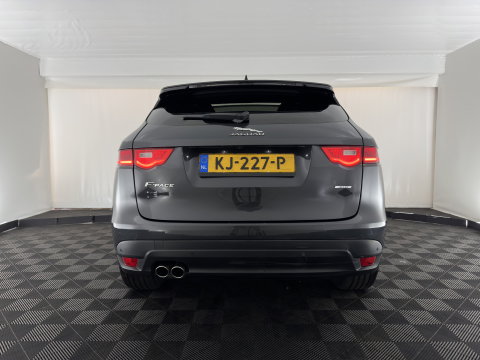 Jaguar F-Pace 2.0 Portfolio AWD 20d Aut. *PANO | LEATHER | XENON | DIGI-COCKPIT | MERIDIAN-SOUND | KEYLESS | CAMERA | HEATED-COMFORTSEATS | PRIVACY-GLASS | NAVI-FULLMAP | SHIFTPADDLES | ECC | PDC | CRUISE | TOWBAR | 19''ALU*