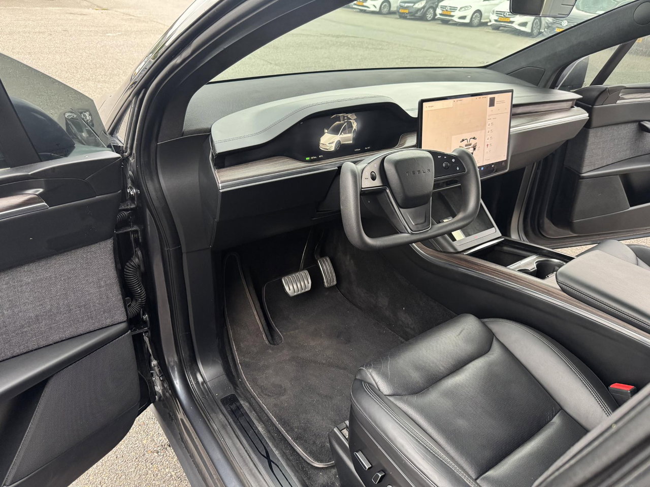 Tesla Model X