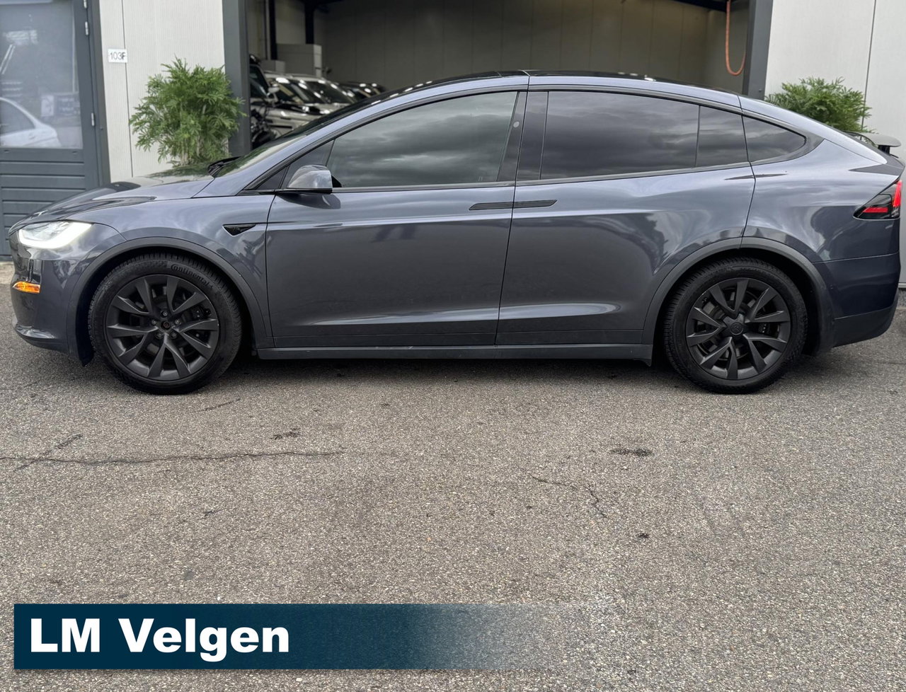 Tesla Model X