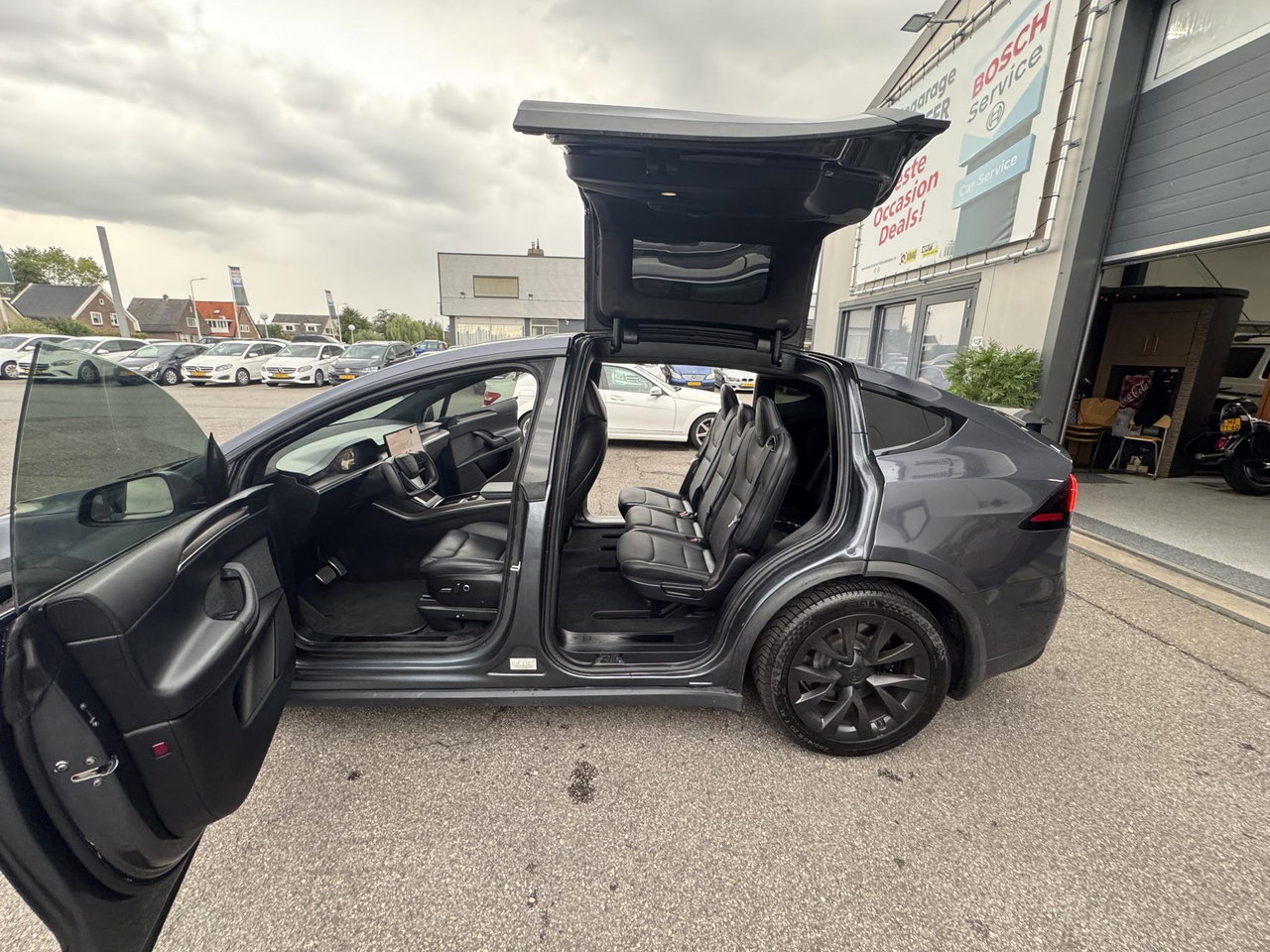 Tesla Model X