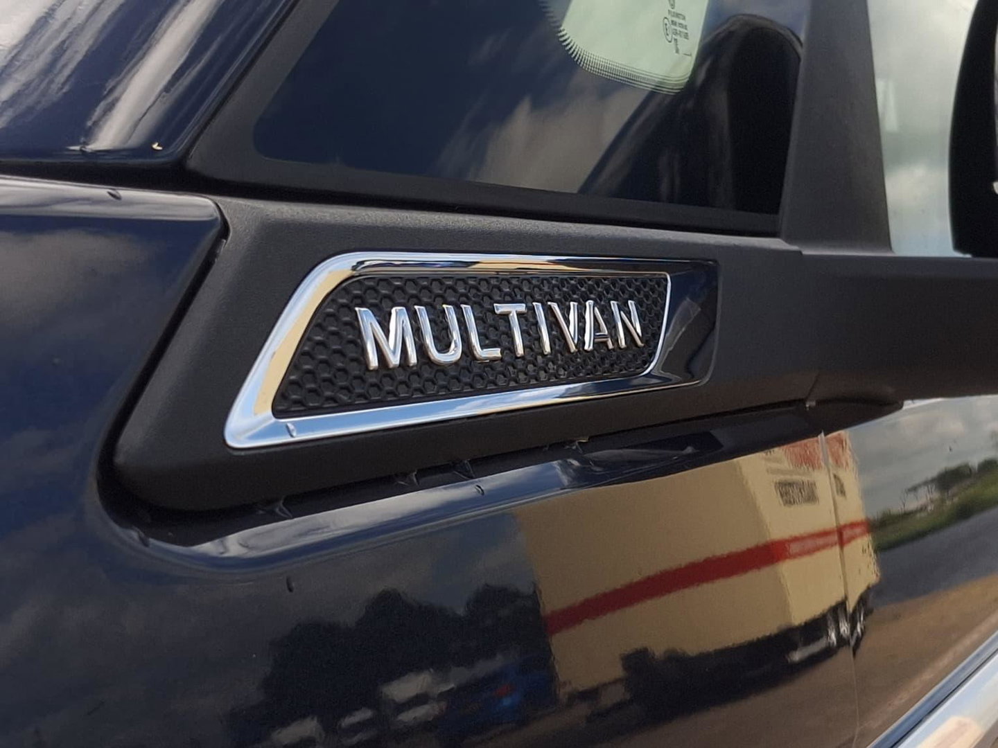 Volkswagen Multivan 1.4 eHybrid L2H1 Style | ALCANTARA | LMV | CARPLAY | CAMERA | DODEHOEK | ELEKTRISCHE SCHUIFDEUR