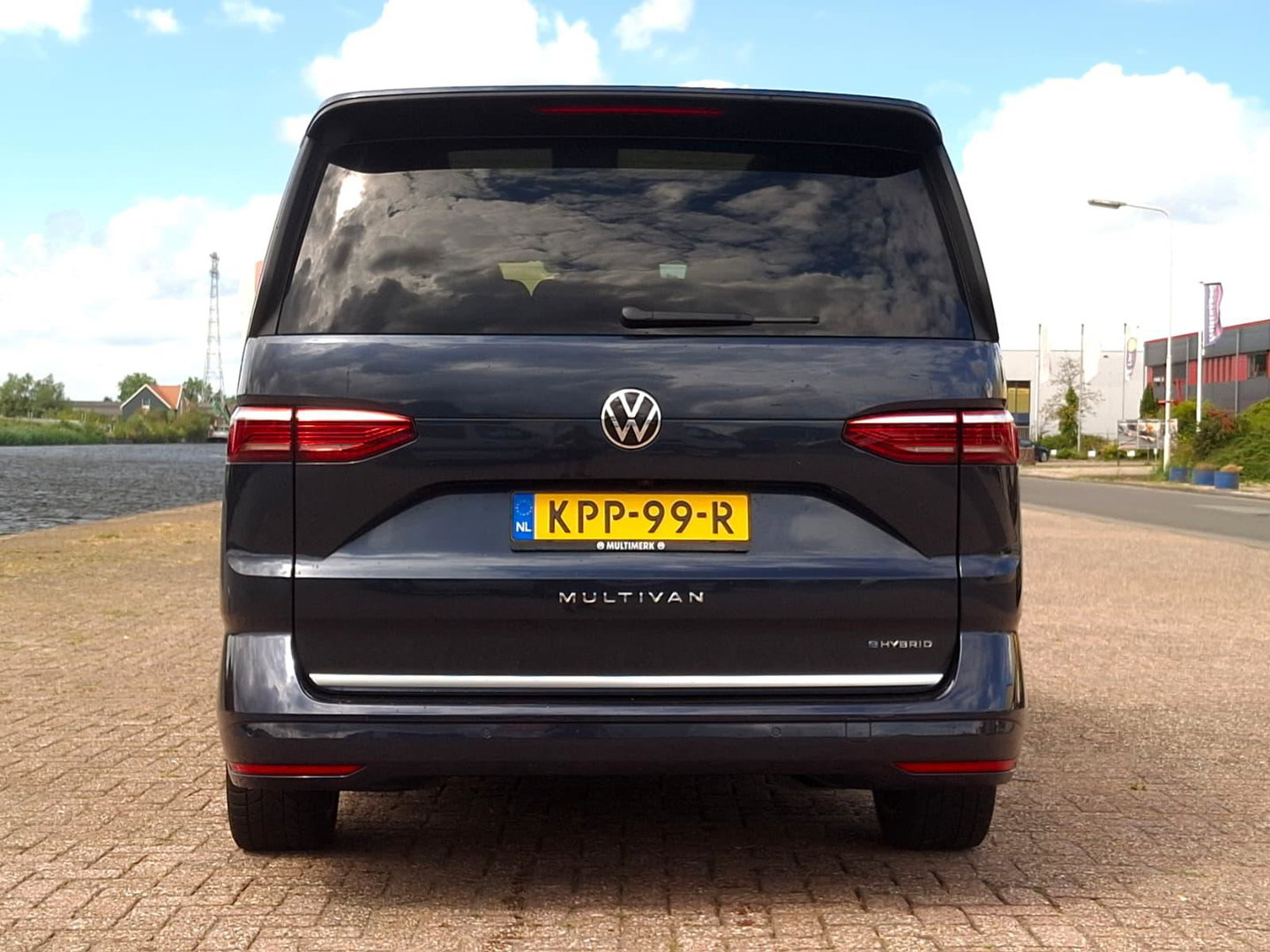 Volkswagen Multivan 1.4 eHybrid L2H1 Style | ALCANTARA | LMV | CARPLAY | CAMERA | DODEHOEK | ELEKTRISCHE SCHUIFDEUR
