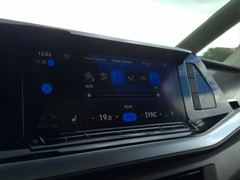 Volkswagen Multivan 1.4 eHybrid L2H1 Style | ALCANTARA | LMV | CARPLAY | CAMERA | DODEHOEK | ELEKTRISCHE SCHUIFDEUR