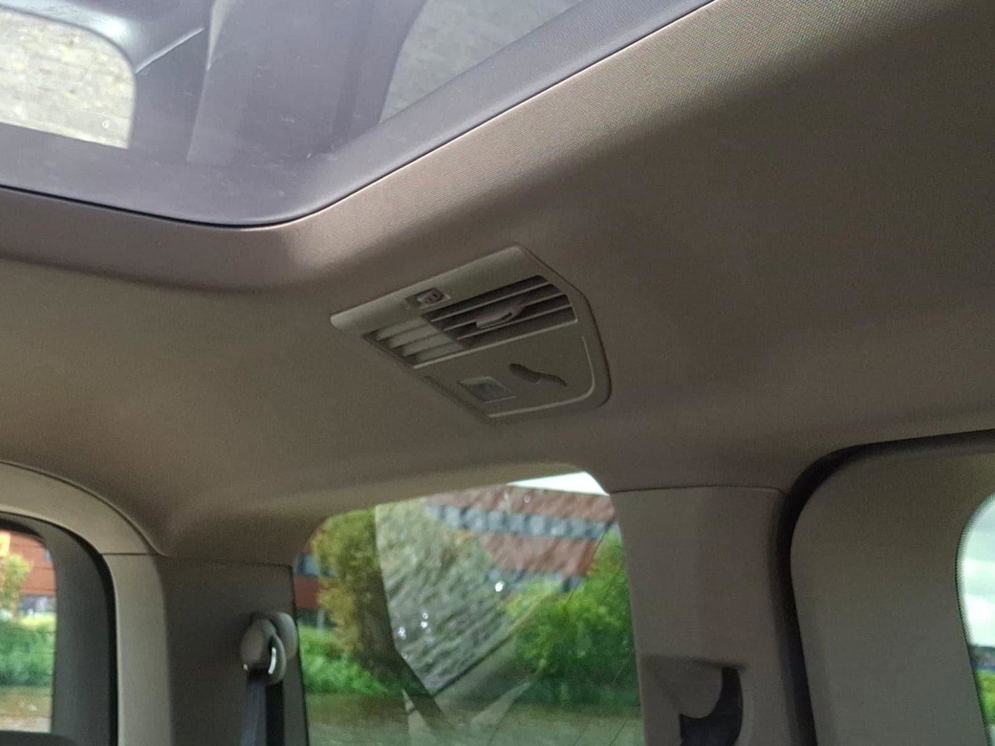 Volkswagen Multivan 1.4 eHybrid L2H1 Style | ALCANTARA | LMV | CARPLAY | CAMERA | DODEHOEK | ELEKTRISCHE SCHUIFDEUR