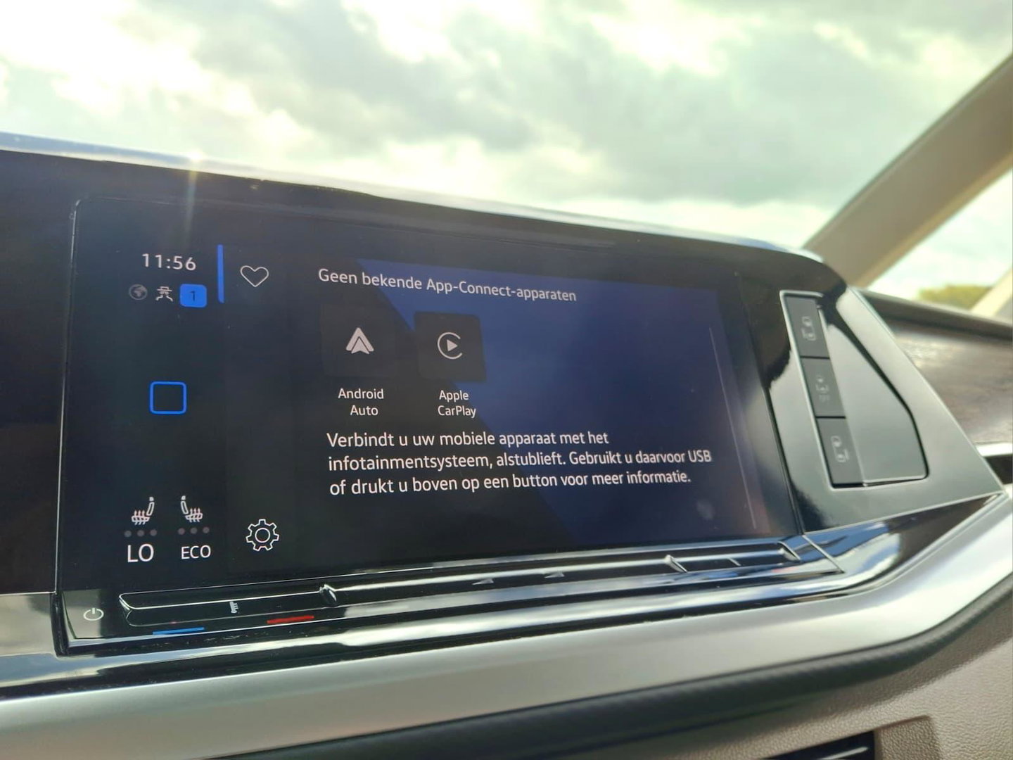 Volkswagen Multivan 1.4 eHybrid L2H1 Style | ALCANTARA | LMV | CARPLAY | CAMERA | DODEHOEK | ELEKTRISCHE SCHUIFDEUR