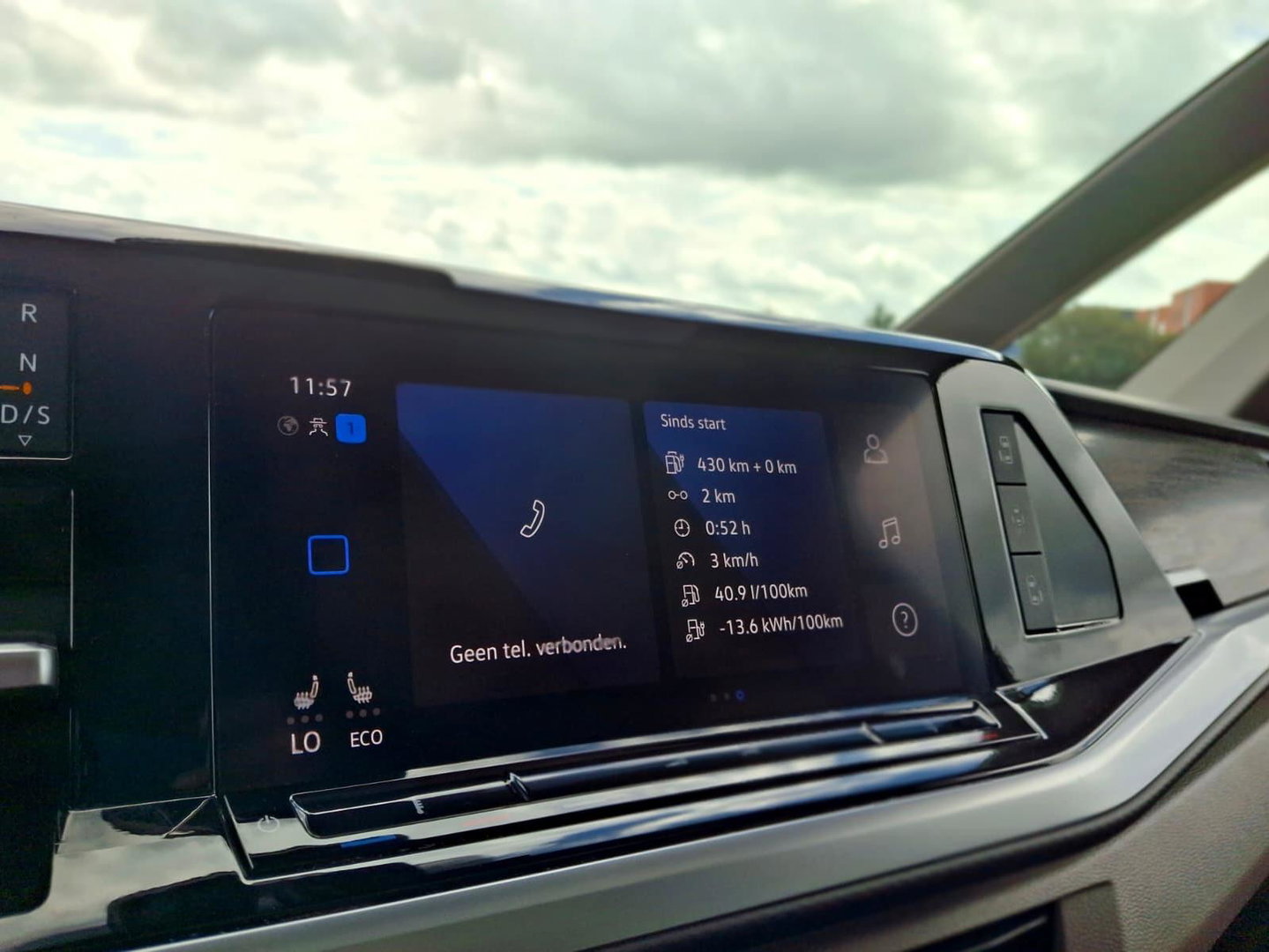 Volkswagen Multivan 1.4 eHybrid L2H1 Style | ALCANTARA | LMV | CARPLAY | CAMERA | DODEHOEK | ELEKTRISCHE SCHUIFDEUR